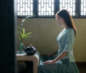 女人子宫内膜过厚